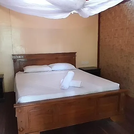 Bidara Cottage Labuhan Pandan Exterior photo